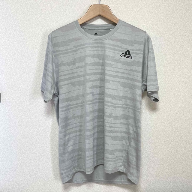 adidas(アディダス)のadidas アディダス Tシャツ メンズ 【2XO】 メンズのトップス(Tシャツ/カットソー(半袖/袖なし))の商品写真