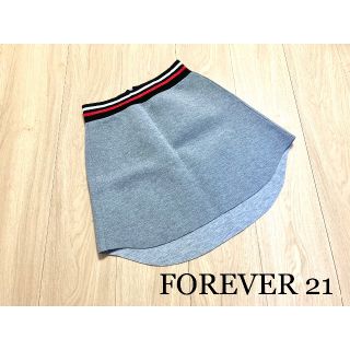 フォーエバートゥエンティーワン(FOREVER 21)のFOREVER 21  トリコカラー　台形　デザイン　ミニスカート(ミニスカート)