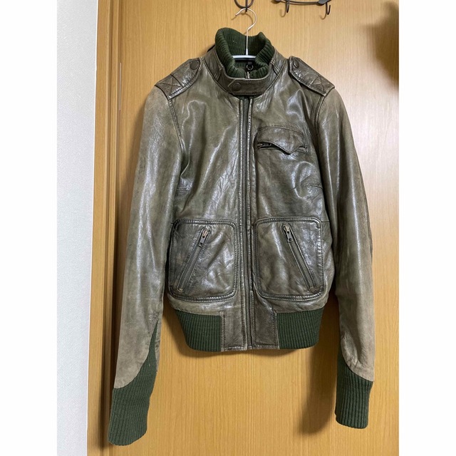 ライダースジャケット レザージャケット カーキ色-
