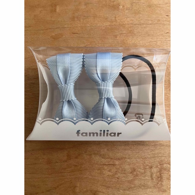 familiar(ファミリア)の新品箱付♡ familiar ヘアゴム 入学式 卒業式 入園 卒園 フォーマル キッズ/ベビー/マタニティのこども用ファッション小物(その他)の商品写真