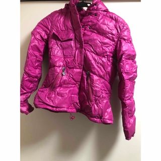 MONCLER(ダウンジャケット ・ パープル/紫色系)のフリマ MONCLER(ダウンジャケット ・ パープル/紫色系)のフリマ