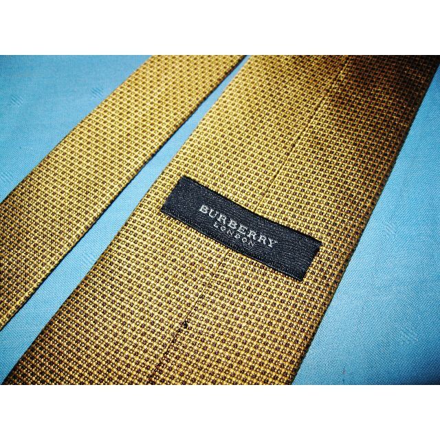 BURBERRY(バーバリー)の★未使用品★　上質・上品　シルク100％　BURBERY　LONDON　ネクタイ メンズのファッション小物(ネクタイ)の商品写真