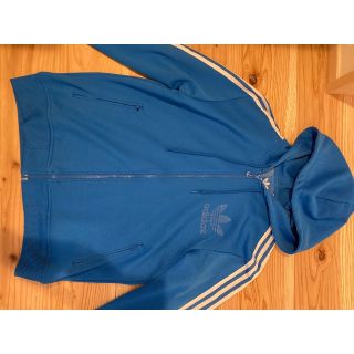 アディダス(adidas)のadidasパーカー(ジャージ)