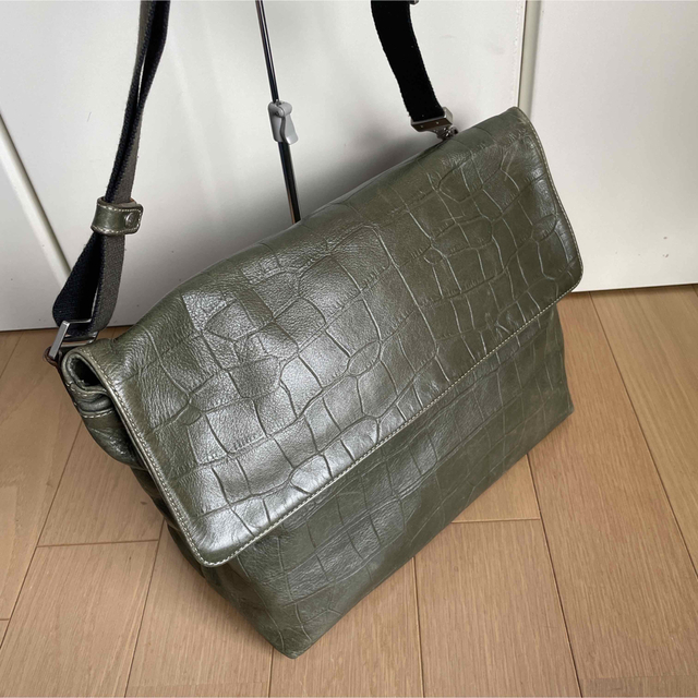 ANIARY CROCO EMBOSS HANDBAG