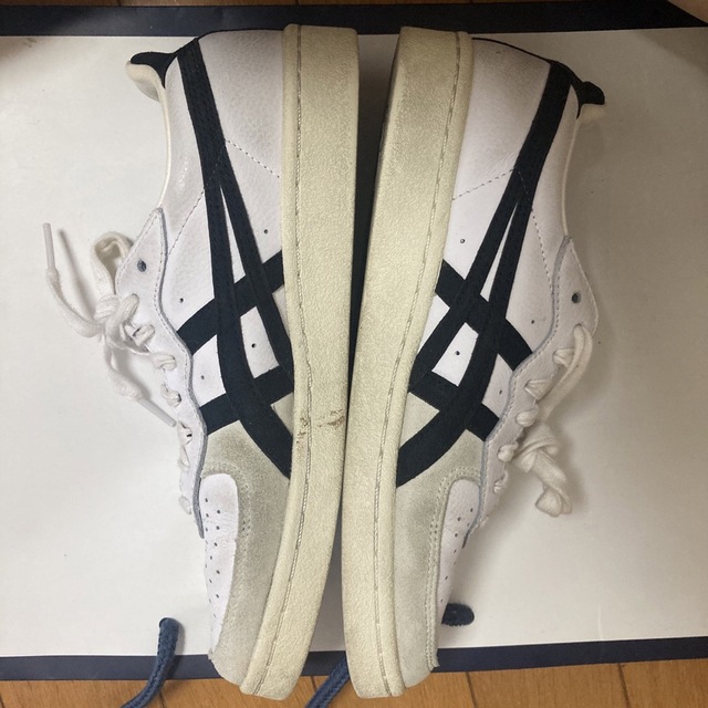 Onitsuka Tiger(オニツカタイガー)のオニツカタイガー　GSM ホワイト×ブラック メンズの靴/シューズ(スニーカー)の商品写真