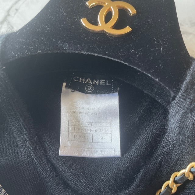 CHANEL(シャネル)の訳あり！定価50万円シャネルカシミヤリボンワンピース レディースのワンピース(ミニワンピース)の商品写真