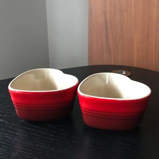 ルクルーゼ(LE CREUSET)の新品 ルクルーゼ  ラムカン ダムール ハート レッド 皿 2個(食器)