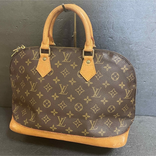 LOUIS VUITTON(ルイヴィトン)のルイヴィトン アルマ  モノグラム ハンドバッグ レディースのバッグ(ハンドバッグ)の商品写真