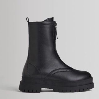 ザラ(ZARA)の新品BERSHKAフロントＺＩＰコンバットブーツ４１(ブーツ)