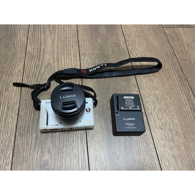 Panasonic DMC−GF2 カメラ　LUMIX カメラバッグ付き 3
