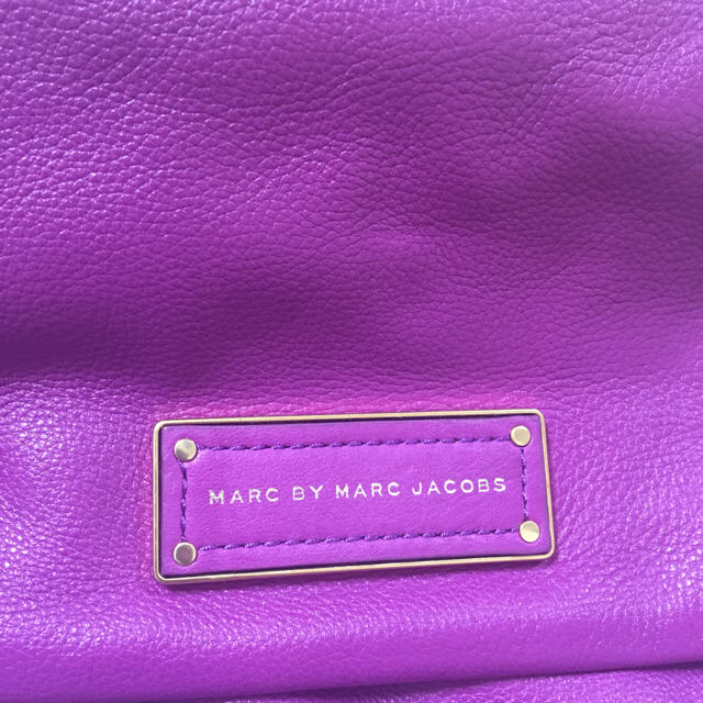 MARC BY MARC JACOBS(マークバイマークジェイコブス)のSyu様専用🍎ほぼ未使用✳︎MARC BY MARC JACOBS  バッグ レディースのバッグ(ショルダーバッグ)の商品写真