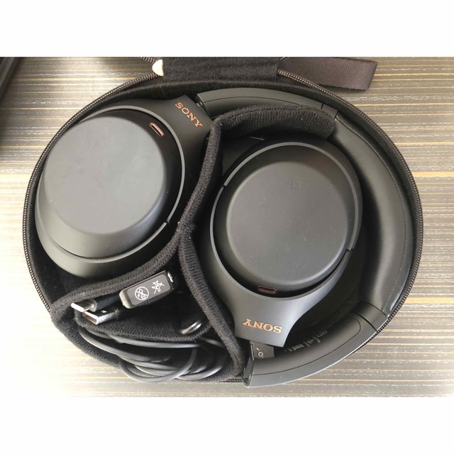 SONY ソニー Bluetoothヘッドホン コード長 1.2 m ブラック  スマホ/家電/カメラのオーディオ機器(ヘッドフォン/イヤフォン)の商品写真