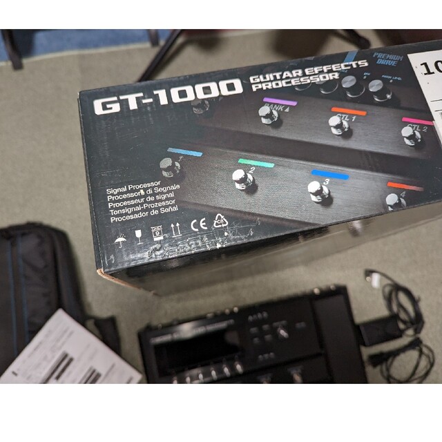 BOSS  GT-1000  BOSS製ケースバッグ付き！