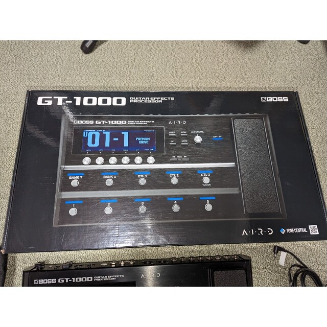 BOSS  GT-1000  BOSS製ケースバッグ付き！