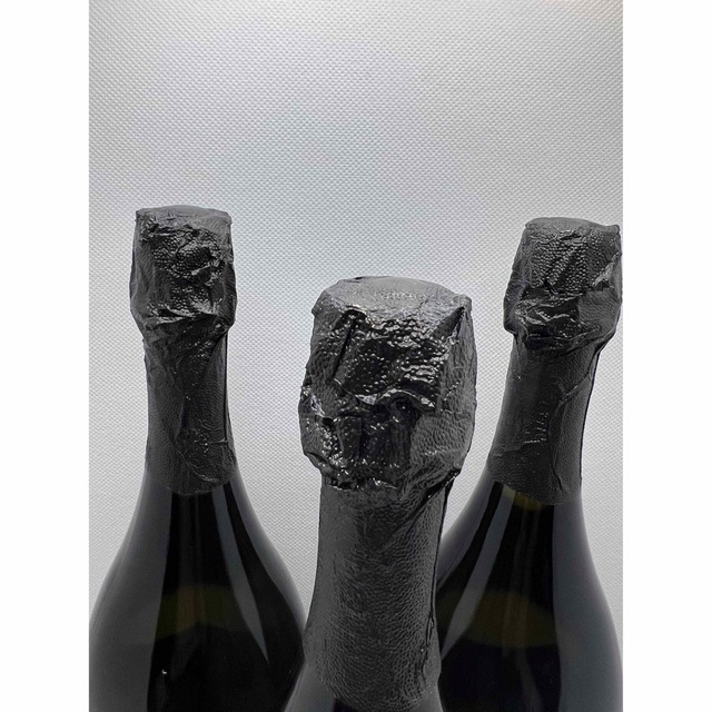 Dom Pérignon(ドンペリニヨン)の★ドン ペリニョン 2012×3本★送料込 食品/飲料/酒の酒(シャンパン/スパークリングワイン)の商品写真