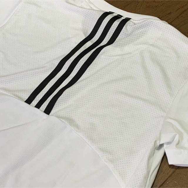 adidas(アディダス)の専用です！adidas スポーツTシャツ Sサイズ レディースのトップス(Tシャツ(半袖/袖なし))の商品写真