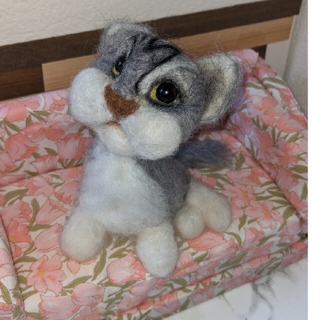 ハンドメイド　羊毛フェルト　猫 ハンドメイドのぬいぐるみ/人形(人形)の商品写真