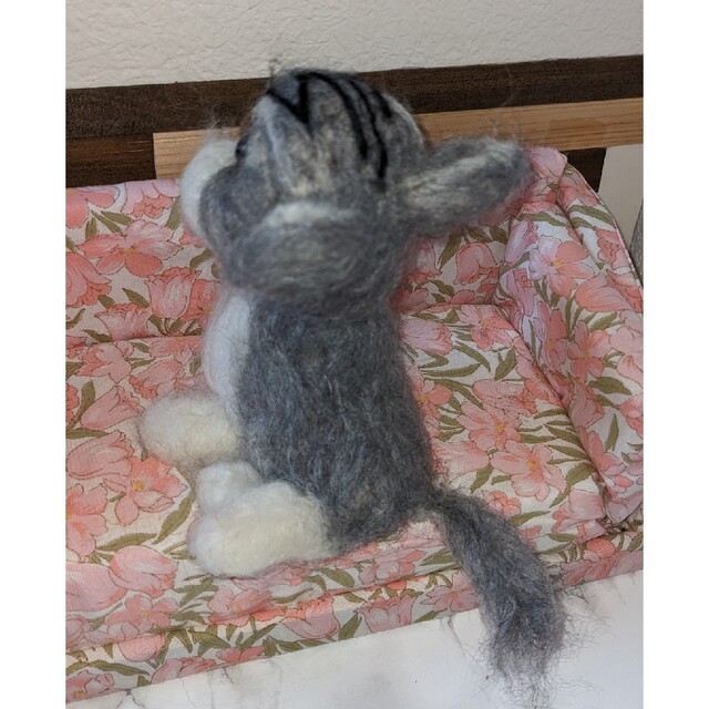 ハンドメイド　羊毛フェルト　猫 ハンドメイドのぬいぐるみ/人形(人形)の商品写真