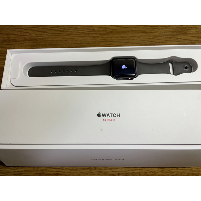 AppleWatch シリーズ3 42mm セルラーモデル【箱&おまけ付き】