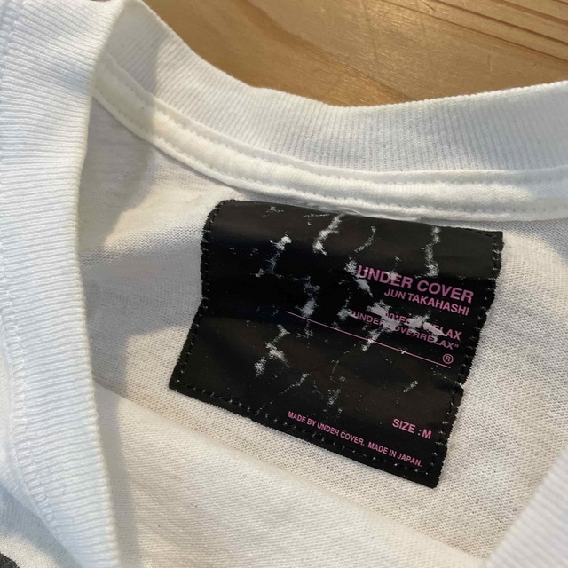 UNDERCOVER(アンダーカバー)のアンダーカバー　Tシャツ メンズのトップス(Tシャツ/カットソー(半袖/袖なし))の商品写真