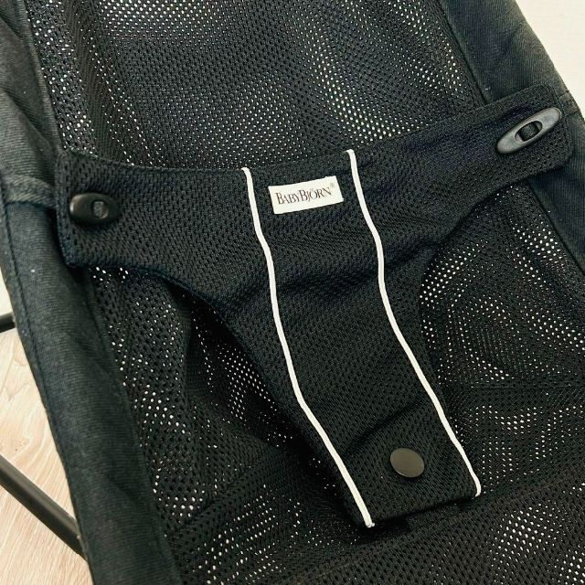 BABYBJORN(ベビービョルン)の【美品】ベビービョルン　バランスソフト　バウンサー　Air メッシュ　ブラック キッズ/ベビー/マタニティの寝具/家具(ベビーベッド)の商品写真