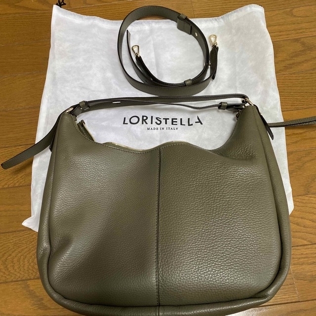 IENA(イエナ)のロリステッラ　カーキ　ショルダーバッグ レディースのバッグ(ショルダーバッグ)の商品写真