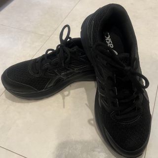 アシックス(asics)のasics  スニーカー　黒　　23.5cm(スニーカー)