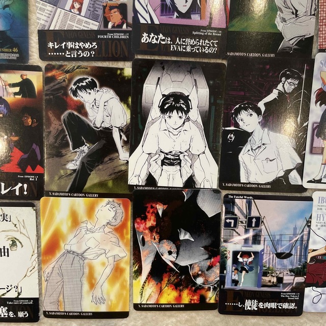 エヴァンゲリオン　カード　40枚　まとめ エンタメ/ホビーのアニメグッズ(カード)の商品写真