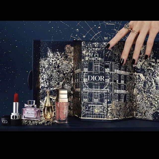 Dior クリスマスコフレ　モンテーニュ　ホリデー　2022