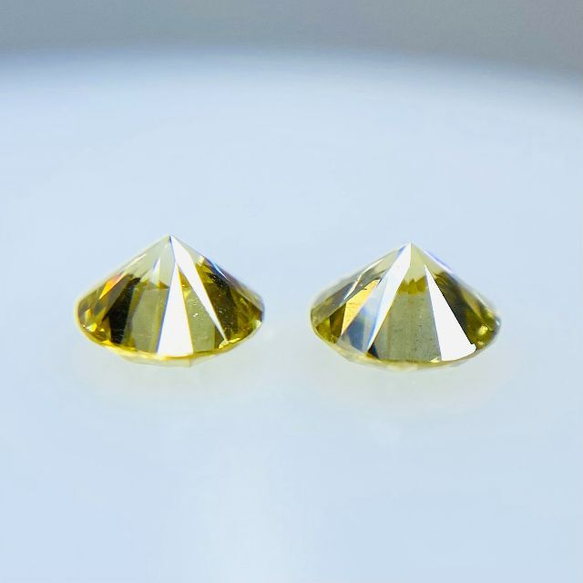 FANCY YELLOW 0.226ct/0.221ct/RD/RT1607