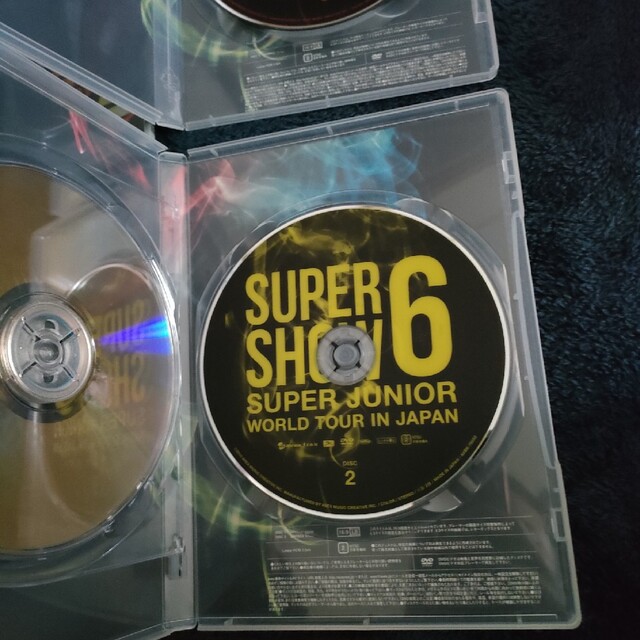 SUPER JUNIOR(スーパージュニア)のSUPER　JUNIOR　WORLD　TOUR　SUPER　SHOW6　in　J エンタメ/ホビーのDVD/ブルーレイ(ミュージック)の商品写真