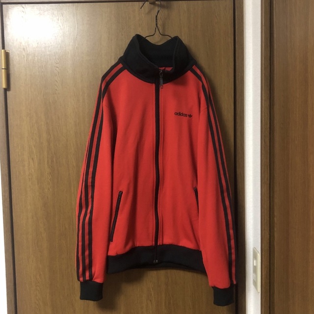 Adidas トラックジャケット　赤黒