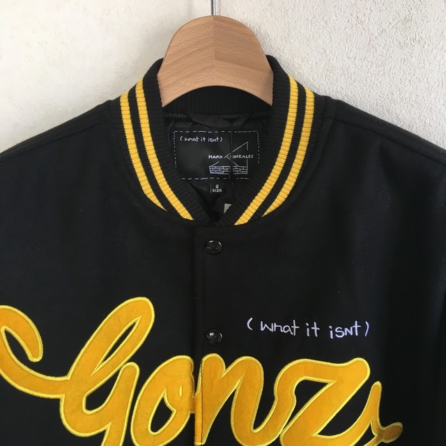 マークゴンザレス gonzロゴ中綿スタジャン What it isNt 3