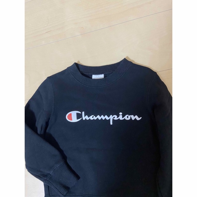 Champion(チャンピオン)のチャンピオン キッズスウェットトレーナー キッズ/ベビー/マタニティのキッズ服男の子用(90cm~)(Tシャツ/カットソー)の商品写真