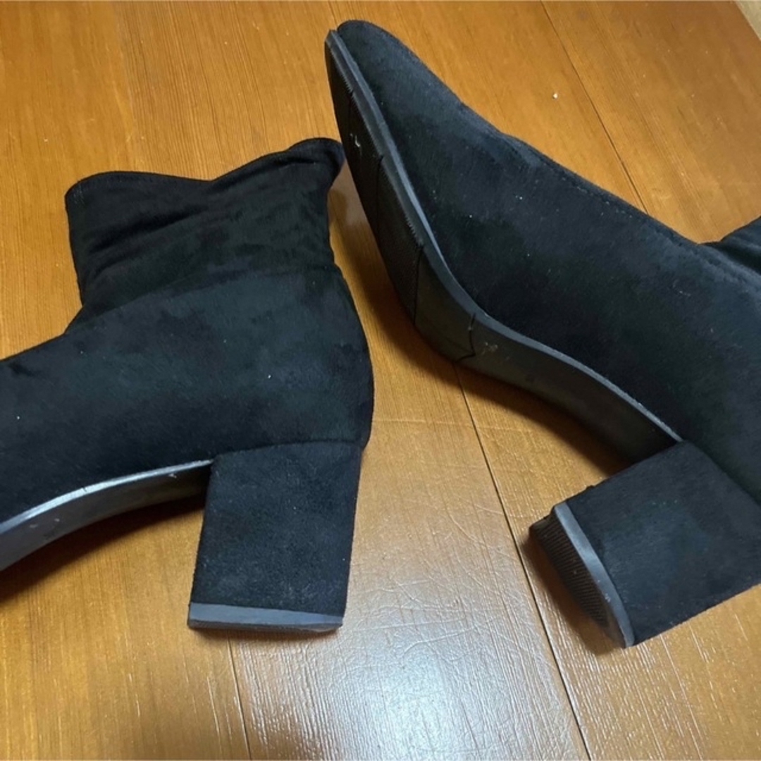UNIQLO(ユニクロ)のユニクロショートブーツ 黒 25cm レディースの靴/シューズ(ブーツ)の商品写真