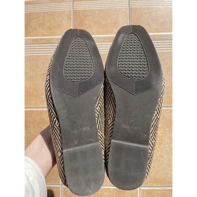 パンプス　ヒラキ　23.5cm レディースの靴/シューズ(ハイヒール/パンプス)の商品写真