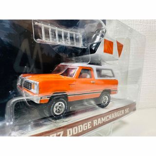 クライスラー(Chrysler)のGL/'77 Dodgeダッジ Ramchargerラムチャージャー 1/64(ミニカー)