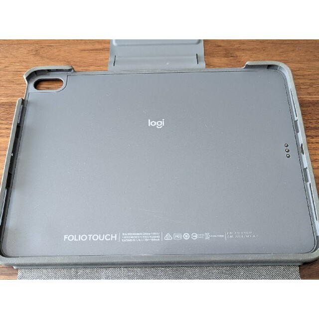 iPadケースLogicool Folio Touch Keyboard YU0043