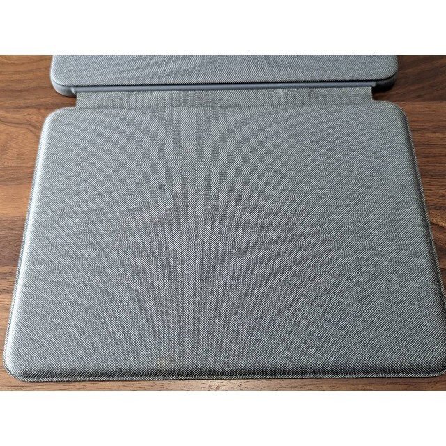 iPadケースLogicool Folio Touch Keyboard YU0043