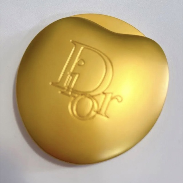 Dior(ディオール)のDior❤︎ディオール　ハート型　ミラー　鏡 レディースのファッション小物(ミラー)の商品写真