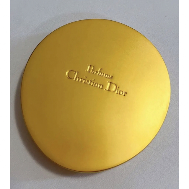 Dior(ディオール)のDior❤︎ディオール　ハート型　ミラー　鏡 レディースのファッション小物(ミラー)の商品写真