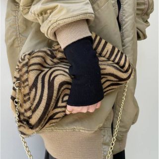 アパルトモンドゥーズィエムクラス(L'Appartement DEUXIEME CLASSE)のL'Appartement 【オウレンティ】Zebra Clutch Bag  (クラッチバッグ)