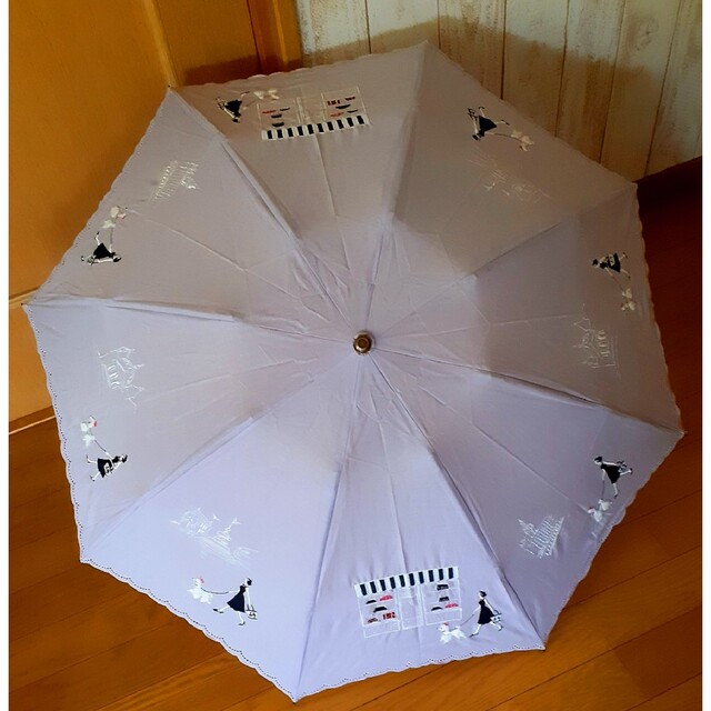 LULU GUINNESS(ルルギネス)のLULU GUINNESS ルルギネス 刺繍 折り畳み 日傘 収納袋付き 新品 レディースのファッション小物(傘)の商品写真