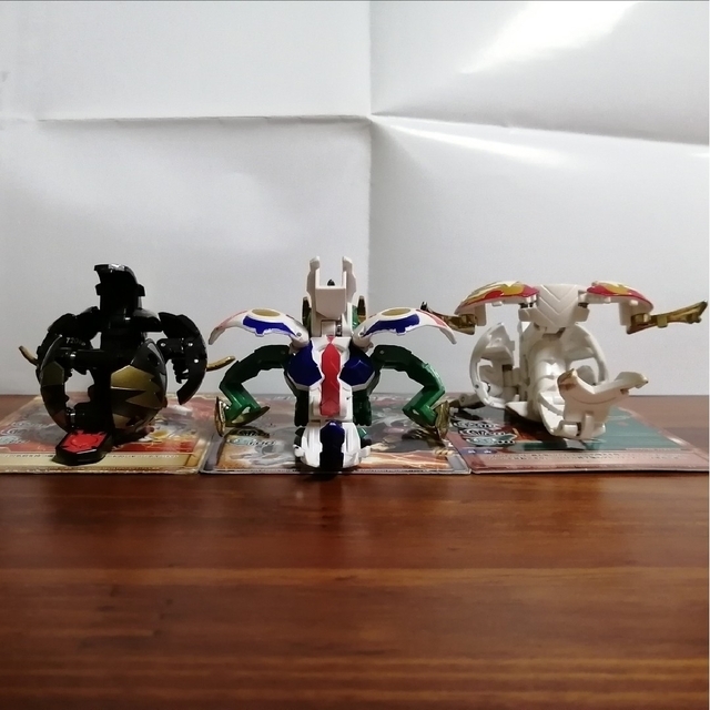 最適な価格 爆丸 神3 轟フドウ 神3 リング 爆丸 士ガリュウ 爆TECH 士