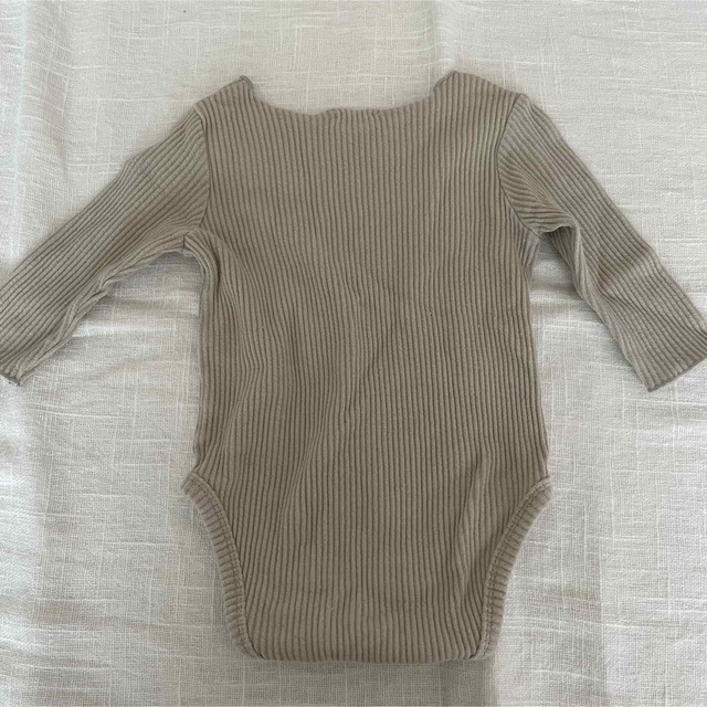 ZARA KIDS(ザラキッズ)のmonbebe リブロンパース キッズ/ベビー/マタニティのベビー服(~85cm)(ロンパース)の商品写真