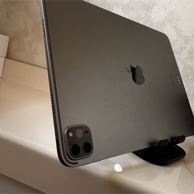iPad(アイパッド)のiPad Pro 11インチ　4世代　M2チップ スマホ/家電/カメラのPC/タブレット(タブレット)の商品写真