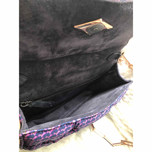 ベネデッタ　ブルジッチ　ショルダー　クラッチ　シルク　チェーン レディースのバッグ(ショルダーバッグ)の商品写真