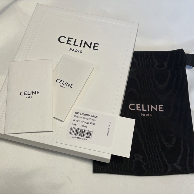 celine(セリーヌ)のちくわ様 専用■ CELINE ミディアム ストラップウォレット ■ レディースのファッション小物(財布)の商品写真