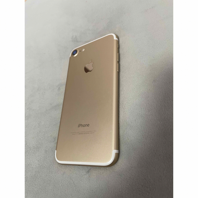 iPhone ７   128GB  ゴールド