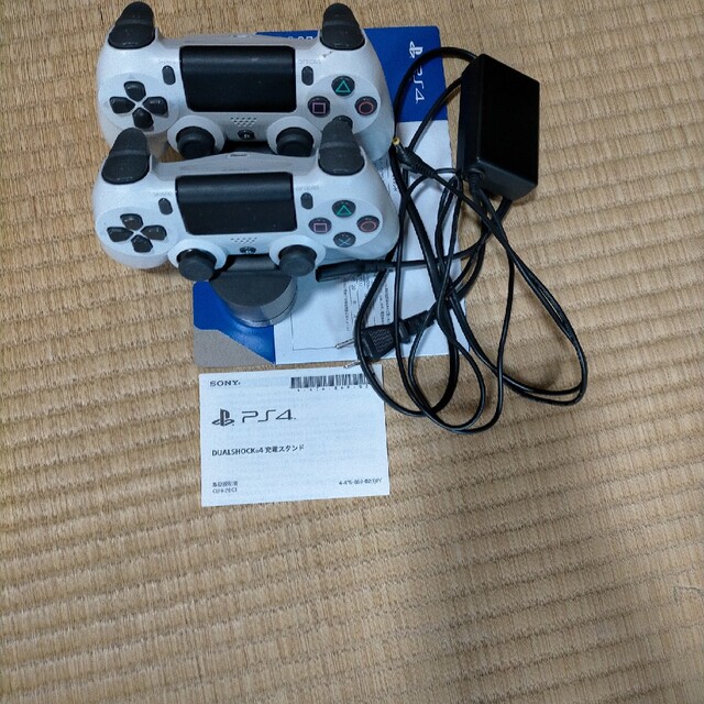 PlayStation4 本体 CUH-2100AB02コントローラと充電器つき